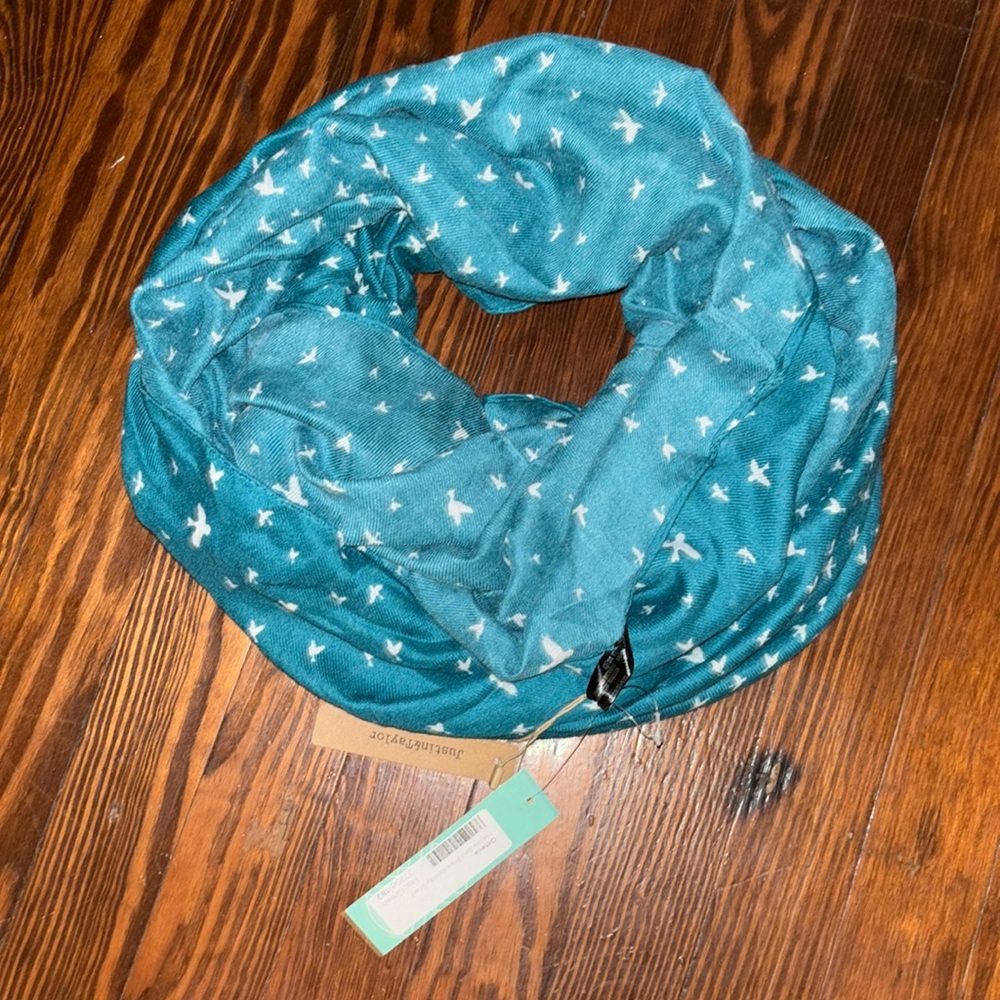 Stitch Fix Octavia Infinity Scarf